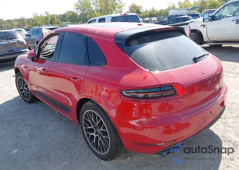 2017 Porsche Macan Turbo z USA, uszkodzony, nr VIN WP1AF2A52HLB61709